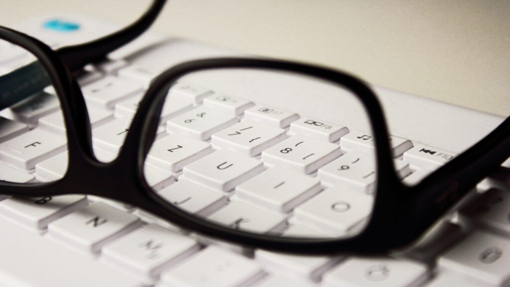 glasses-2211445 Glasses 2211445 – Welcome to Risk Accounting