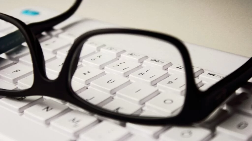 glasses-2211445 Glasses 2211445 – Welcome to Risk Accounting